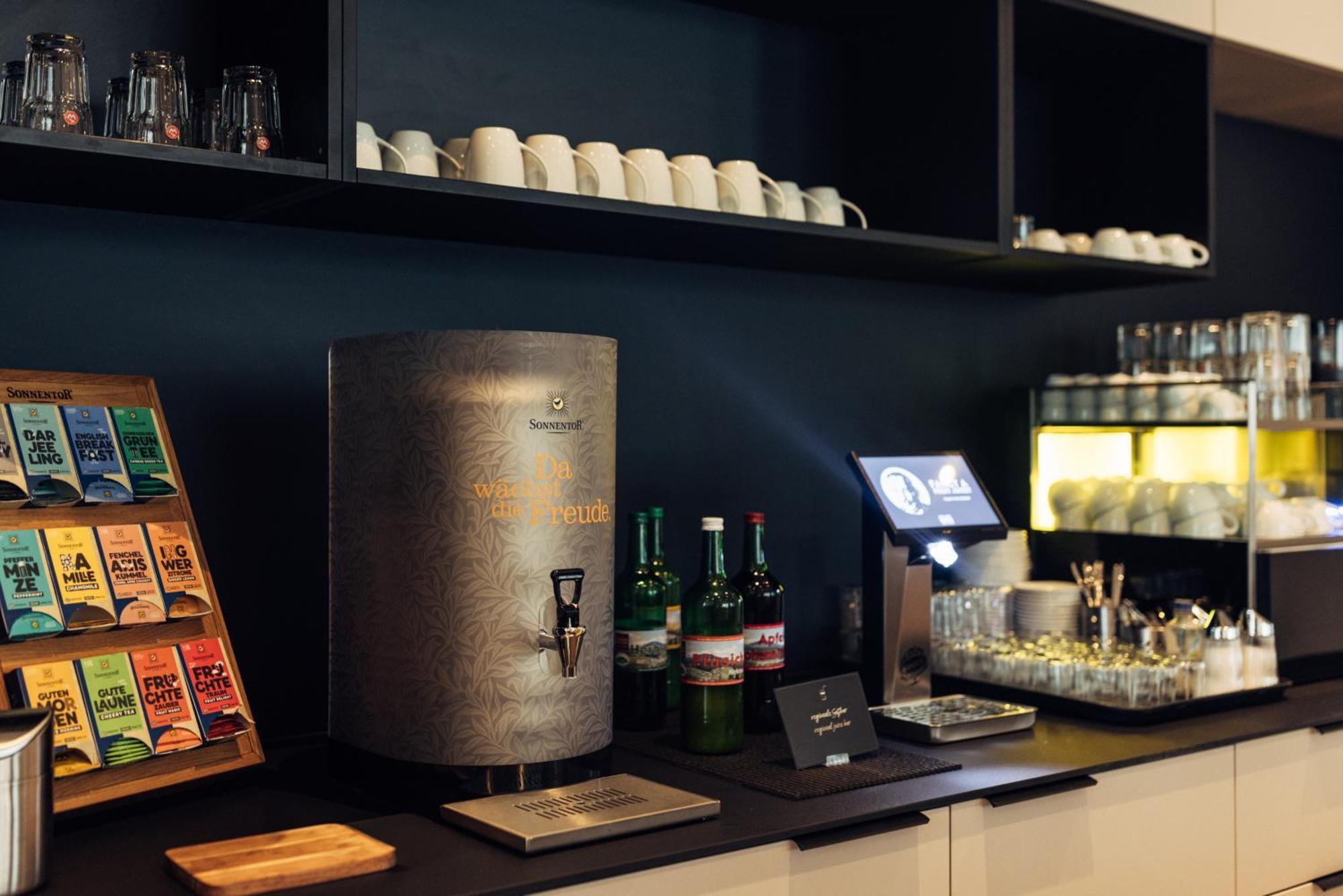Harry'S Home Graz-Smart City Hotel & Apartments Bagian luar foto