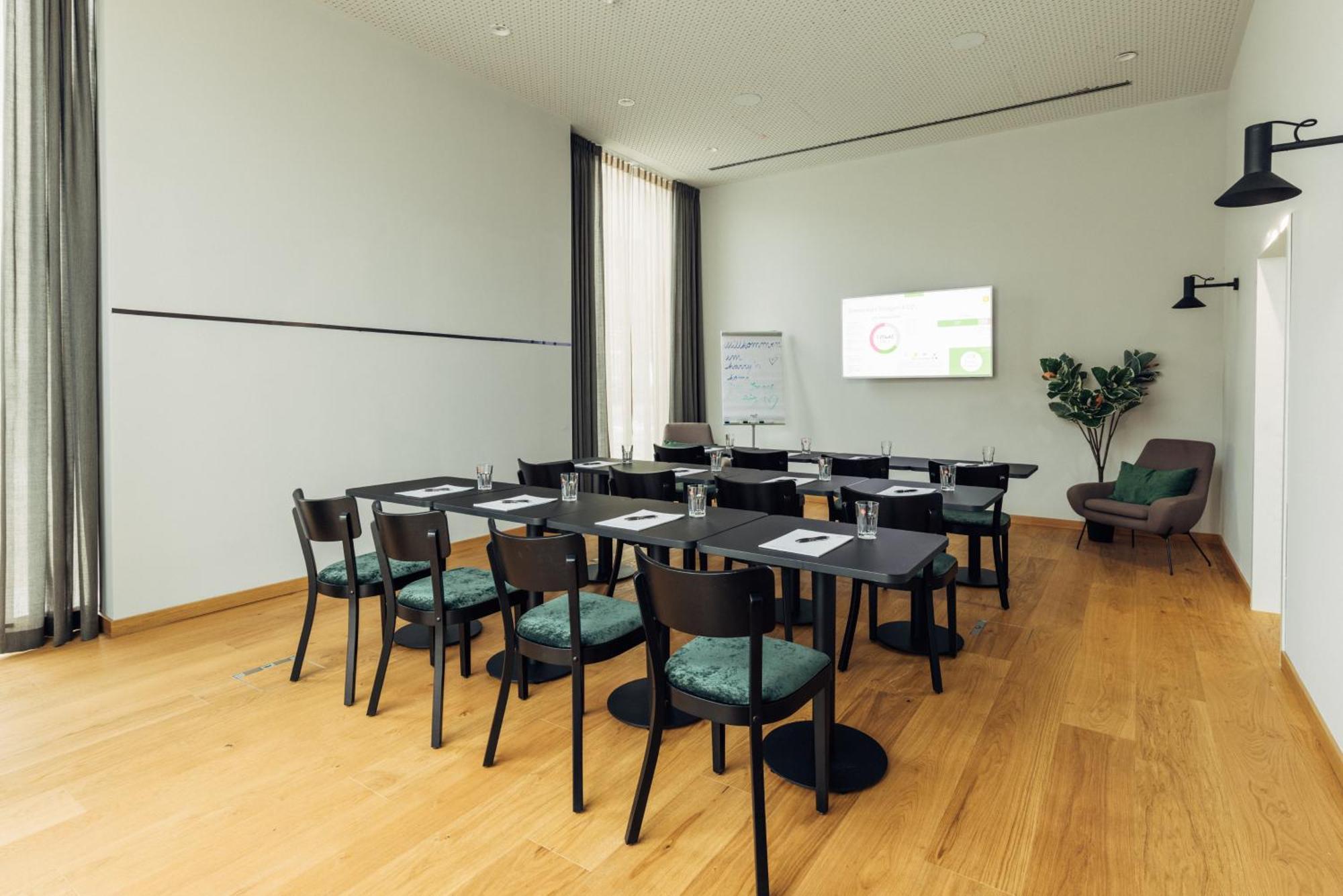 Harry'S Home Graz-Smart City Hotel & Apartments Bagian luar foto